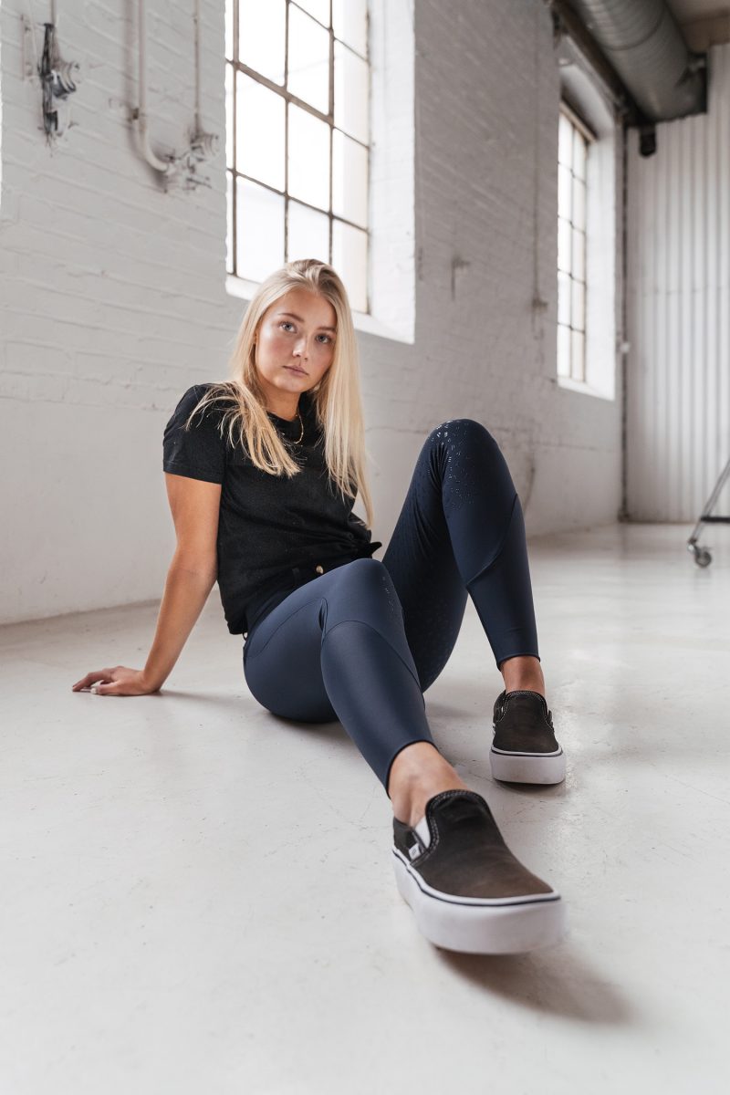 Pomme_Nellie_Ridbyxa_Navy_Classic_2