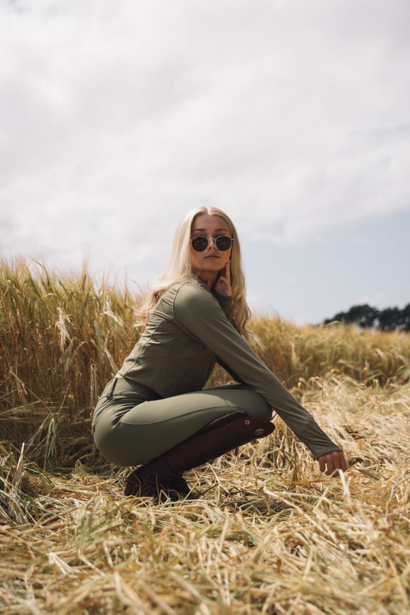 Pomme_Paris_Soft_Zip_Riding_Top_Olive_5