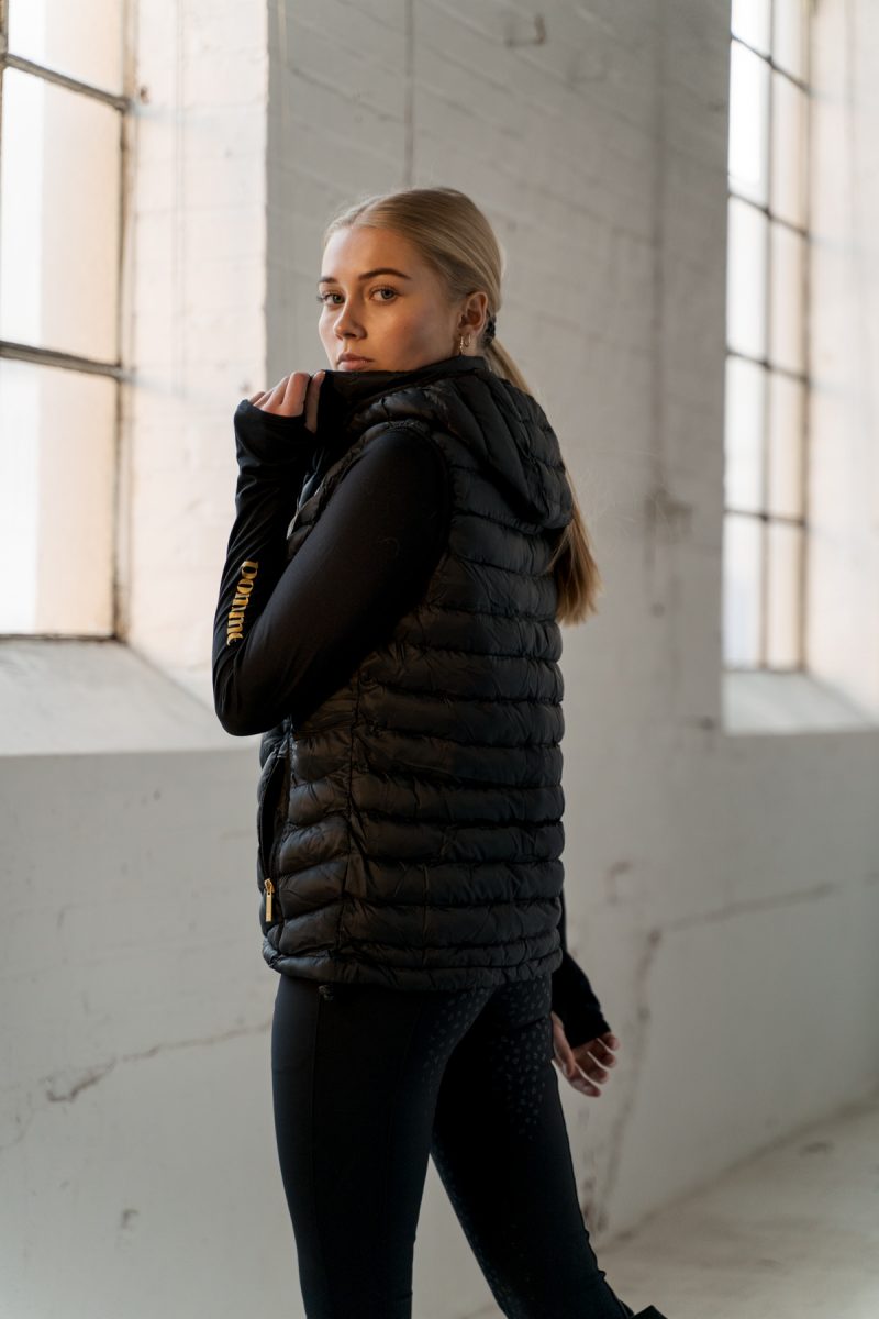 Pomme_Ingrid_Riding_Vest_Black_3