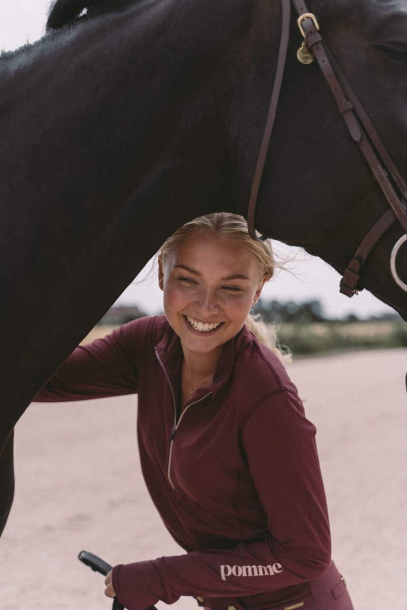 Pomme_Paris_Soft_Zip_Riding_Top_Burgundy_8.jpg