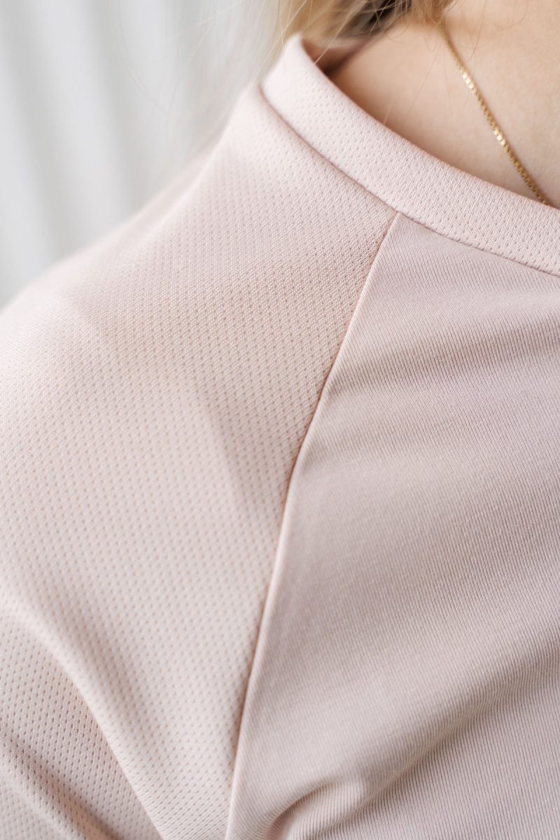 Pomme_Saint_Tee_Pink_3