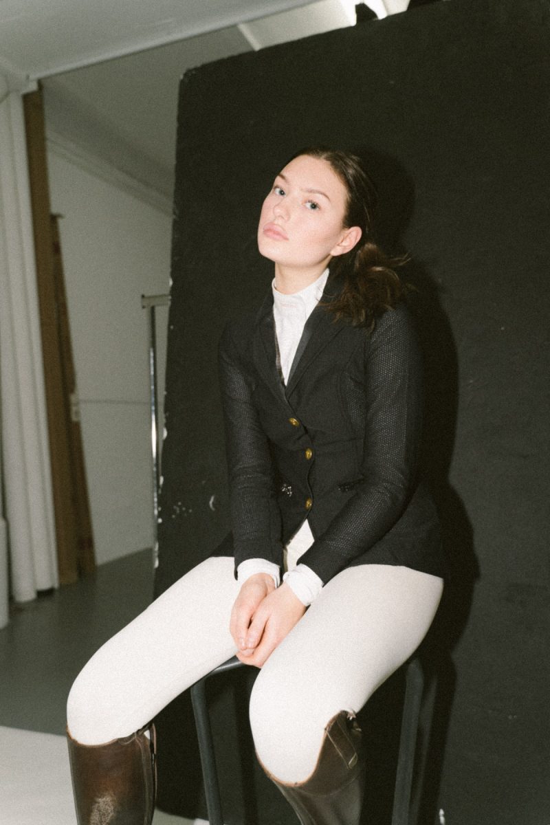 Ines_Fizzle_Riding_Leggings_13