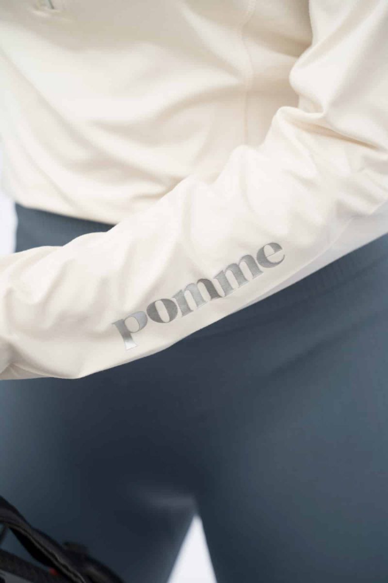 Pomme_Paris_White_2