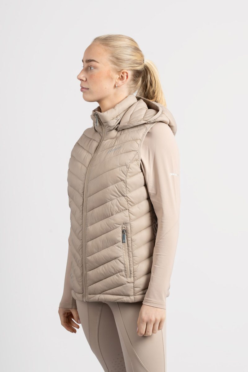 Pomme Ingrid Cobblestone, Light Vest 3