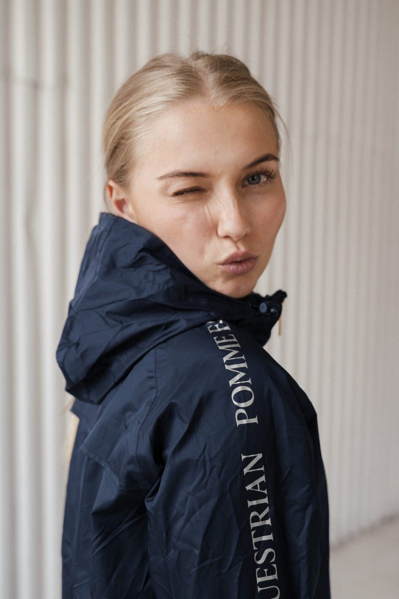 Pomme-Rainy-Black,-Rain-Jacket-Navy 5