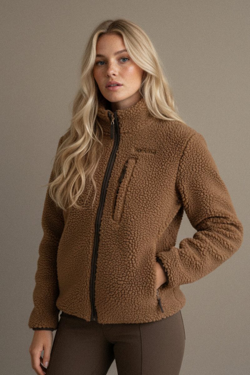 Bonnie Jacket pile