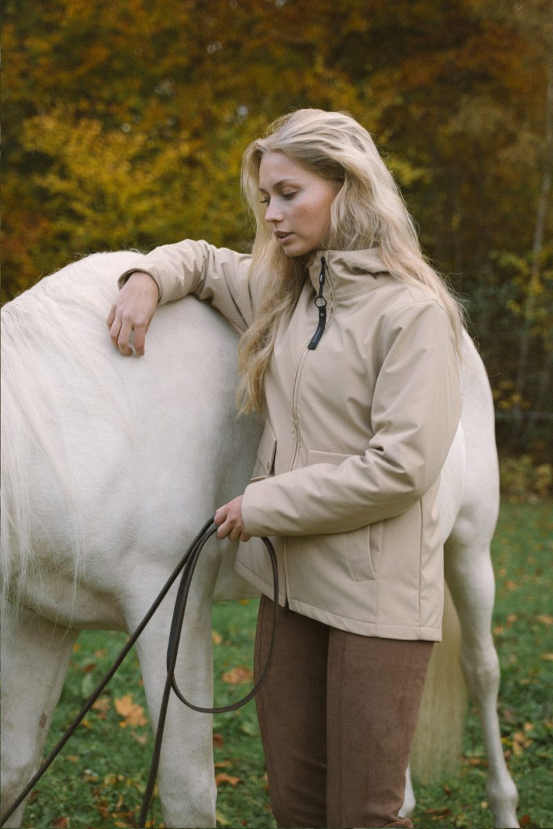 Pomme Lova Parkas Short Jacket, Cobblestone 3