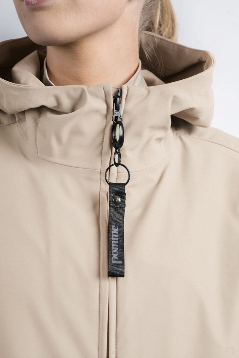 Pomme-Lova-Parkas-Short-Jacket,-Cobblestone3