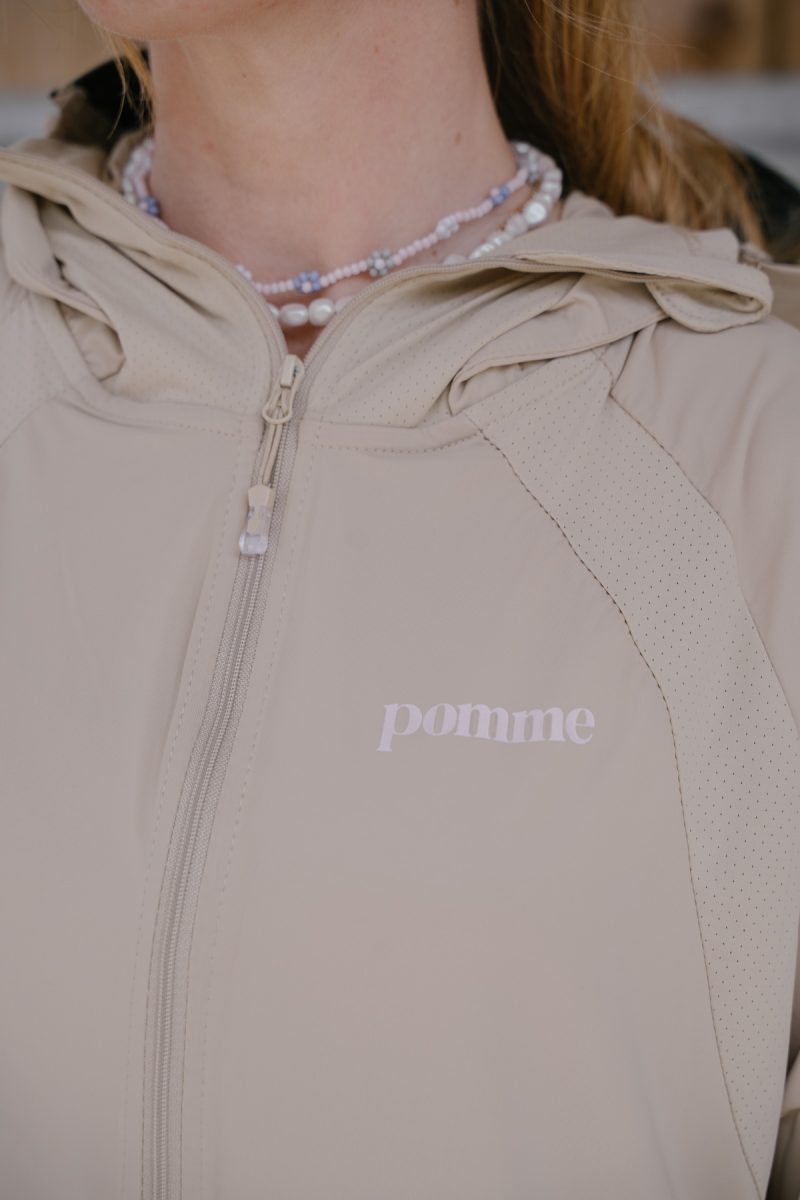 Pomme_Clara_Cobblestone_3
